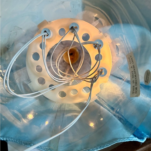 Walt Disney’s Cinderella Light Up Christmas Tree Topper 🎄 - Picture 6 of 12